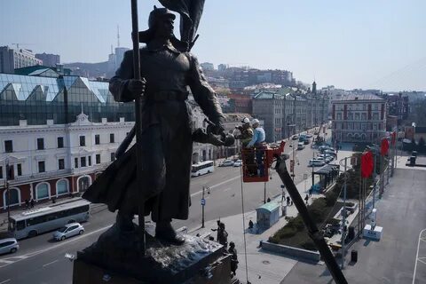 Памятник за власть советов владивосток