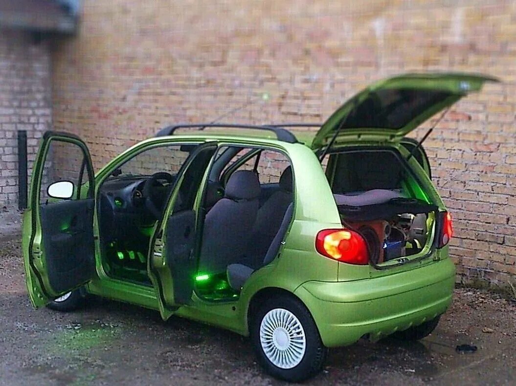 Купить б/у Daewoo Matiz I Рестайлинг 0.8 MT (52 л.с.) бензин механика в Москве: 