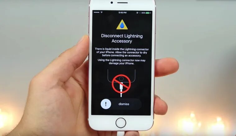 Включи дисконнект. Айфон ошибка влага. Айфон предупреждает о влаге. Попала влага iphone уведомление. Уведомление о попадании влаги айфон.