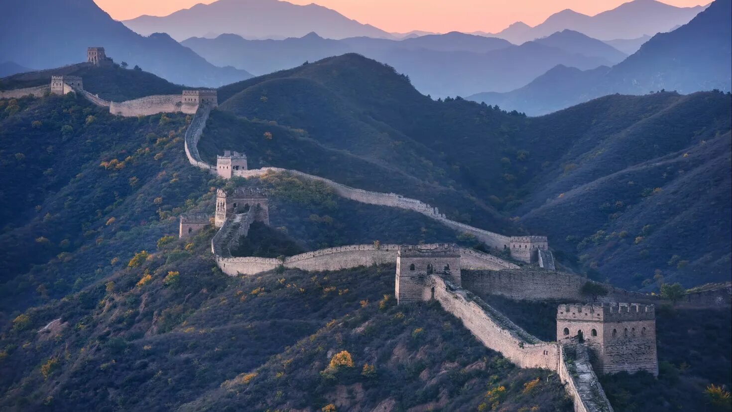 Китайская стена достопримечательность. Великая китайская стена Пекин. Великая китайская стена цинхай. Великая китайская стена на китайском. Великая китайская стена (Северный Китай).