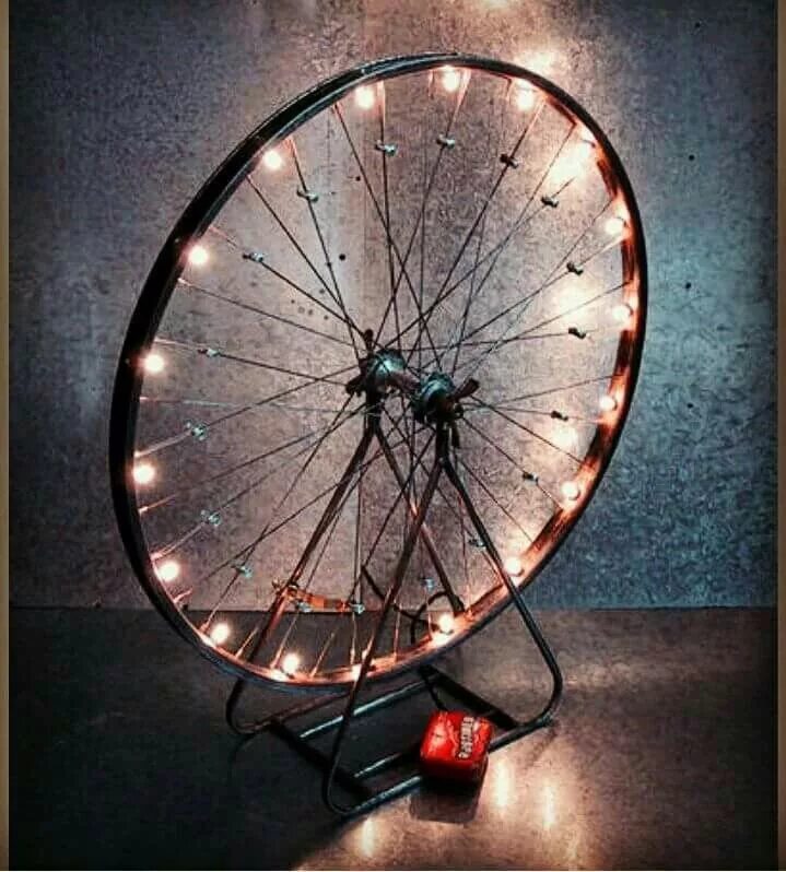 Что можно сделать из старого велосипеда Bike Wheel Ideas Bike wheel, Bicycle decor, Yard art