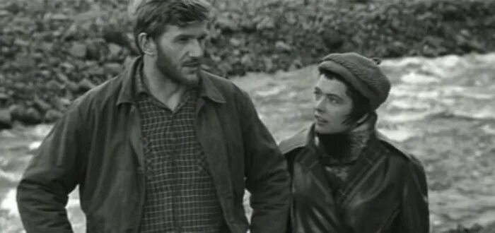 Жажда над ручьем. Юлиу филиппович эдлис книги коллаж. Екатерина савинова ко мне мухтар. Жажда над ручьем фильм 1968. Актриса русского фильма жажда.