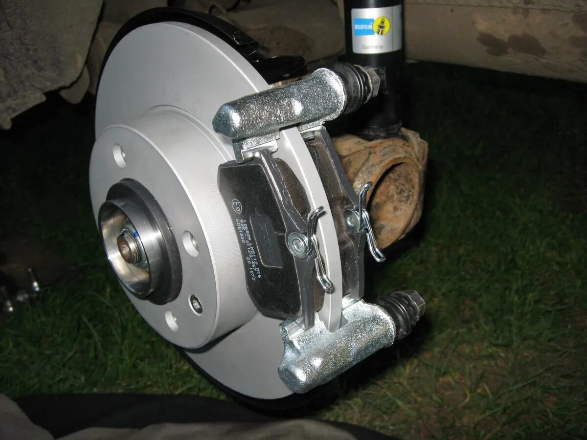 Задние дисковые тормоза на ваз 2110. Установка задних дисковых. Дисковые тормоза ваз 2108. Здт ваз 2108. Задние дисковые тормоза на ваз 2114.