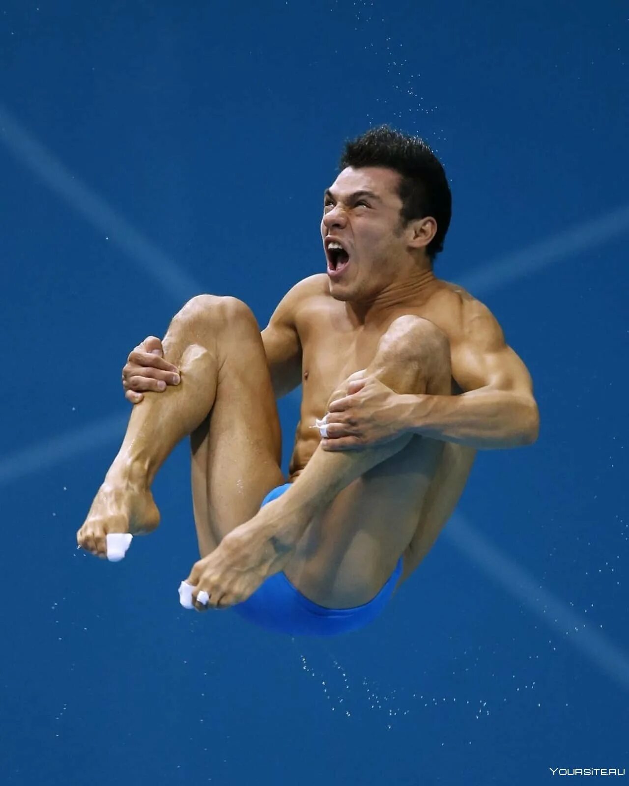Рик Винтерс прыжки в воду. Лица Прыгунов в воду смешные. Прыжки в воду спортсмены.