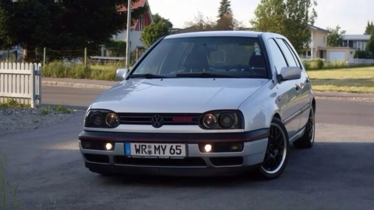 Купить гольф 3 тди. Golf 3 GTI. Гольф 3 жти. Golf 3 GTI 20 Jahre салон. Фольксваген гольф 3 CL.