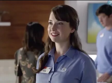 Lily she her