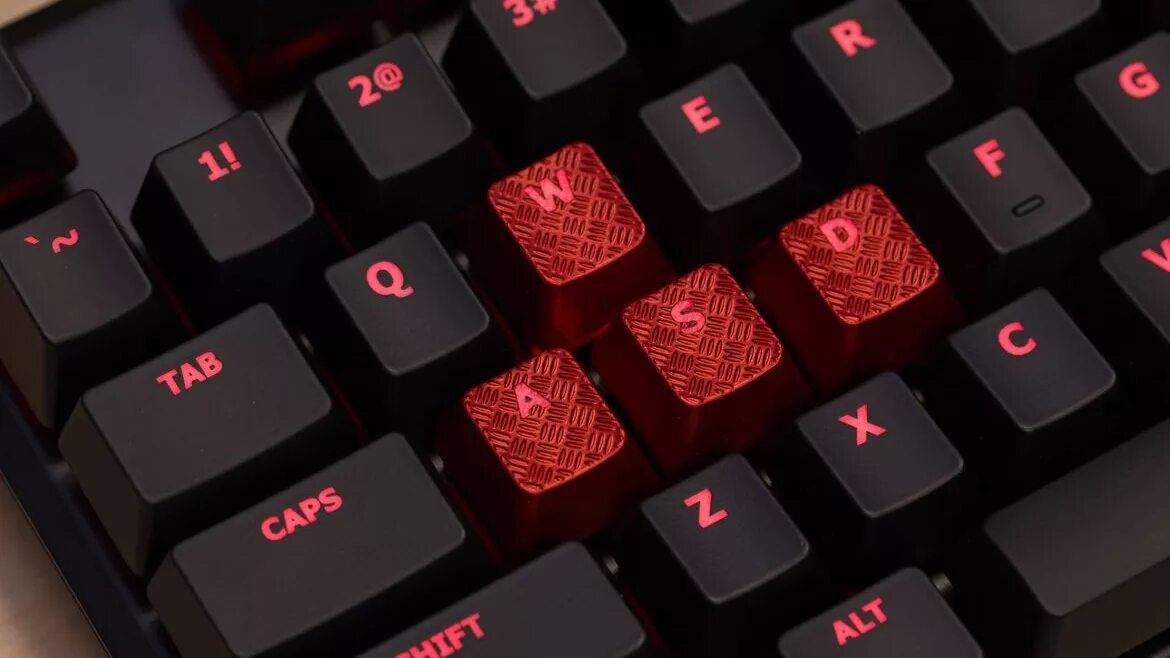 Игра про клавиатуру. Клавиатура HYPERX Alloy fps Brown. HYPERX Alloy fps Cherry MX Brown. Раскладка клавиатуры HYPERX Alloy fps. Красная клавиатура.