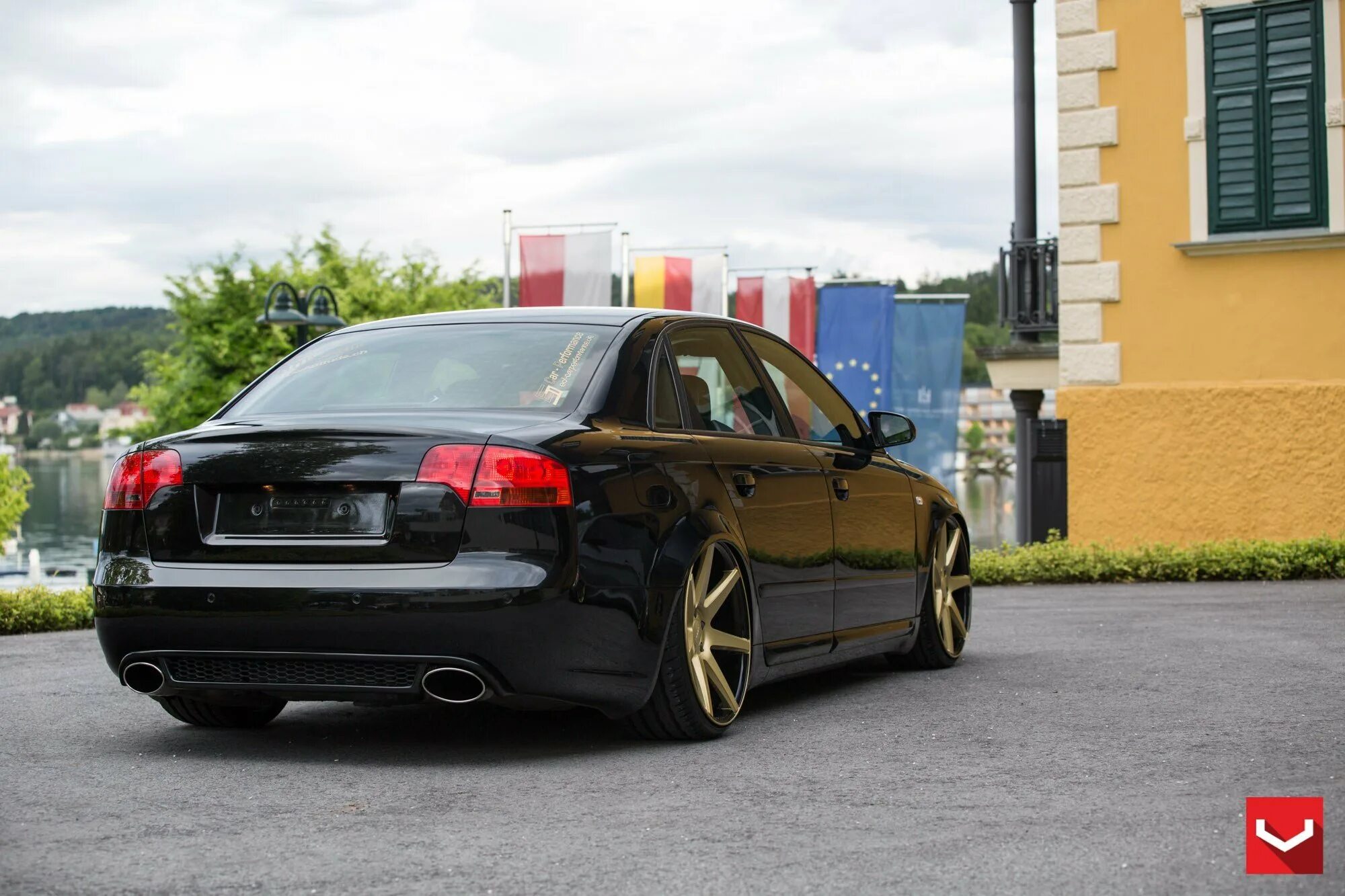 Б 8 4б. Audi s4 b8 r18. Audi a4 b8 s RS. Ауди s4 b4 Tuning. Audi a4 b7 черные диски.