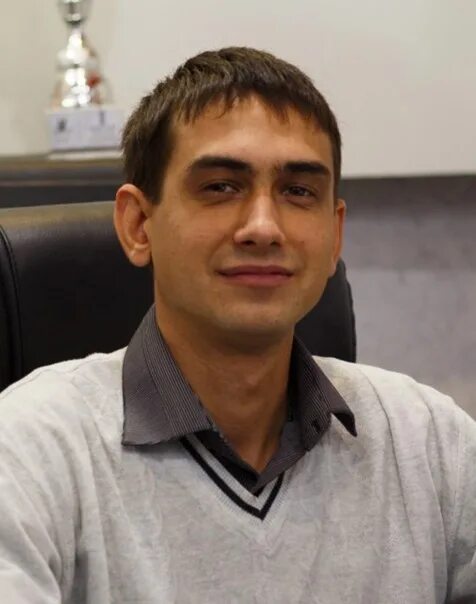 Агентство риком недвижимость ростов-на-дону. Рик недвижимость. Сайты по недвижимости. Риком недвижимость отзывы. Рик недвижимость мурманск.
