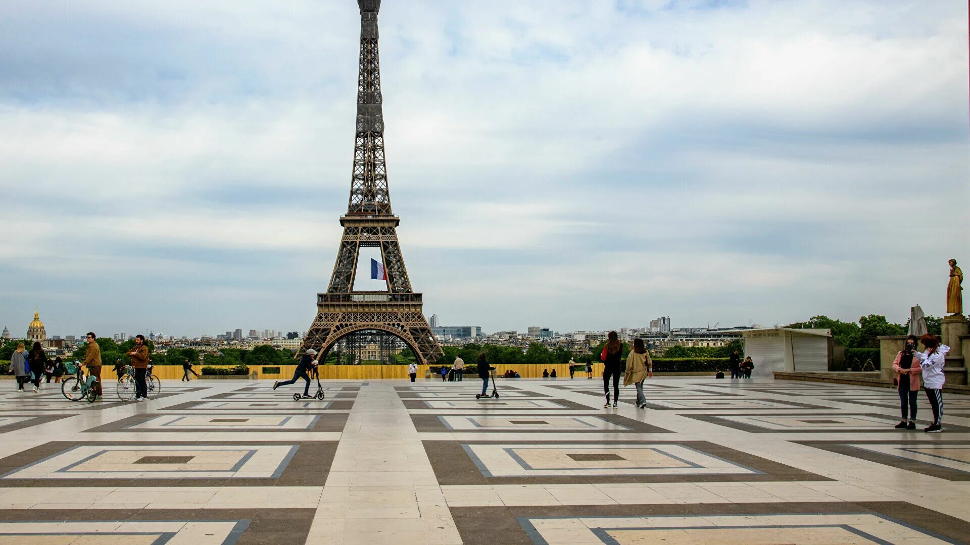 Железная башня в париже. Illumination 2024. Эйфель. Эйфель башня. Эльфивая башня 2024.