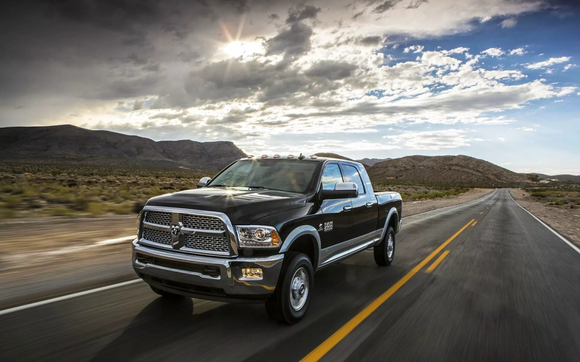 Drive ram dodge. Dodge ram 1500 2500 3500. пикап dodge ram 2500. dodge ram 2500 2013. додж рам 3500.