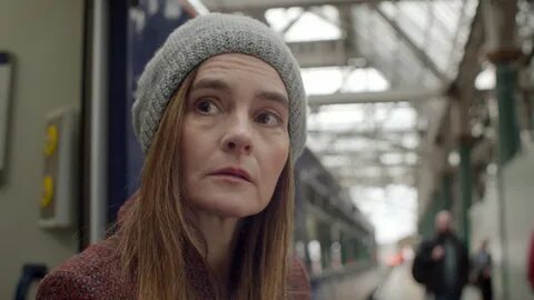 Shirley Henderson as Siobhan in The Nest.