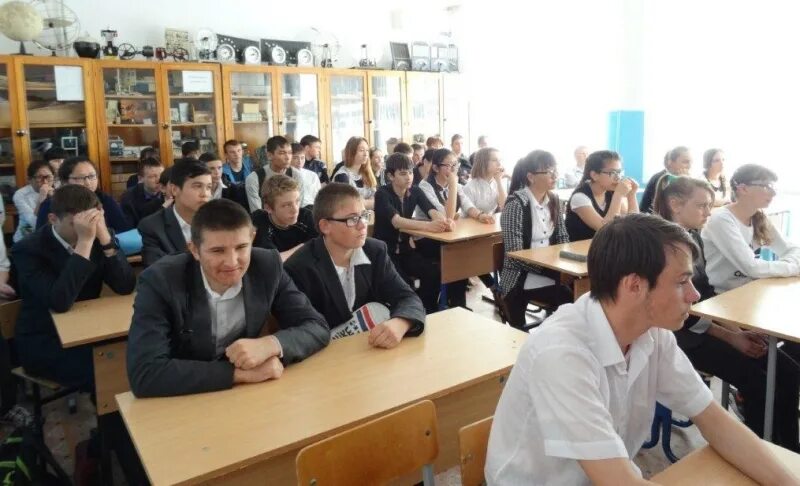 Погода белополье оренбургская область. Оренбуржье оренбург. Адамовские степи. Белополье адамовка. Майский оренбургская область.