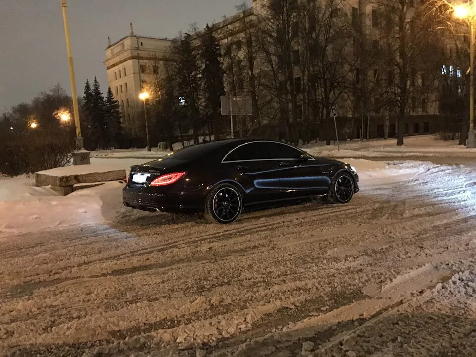 Мерседес реальные фото Разбираемся с клиренсом перед зимой Mercedes-Benz E-class Coupe (C207), 1,8 л,