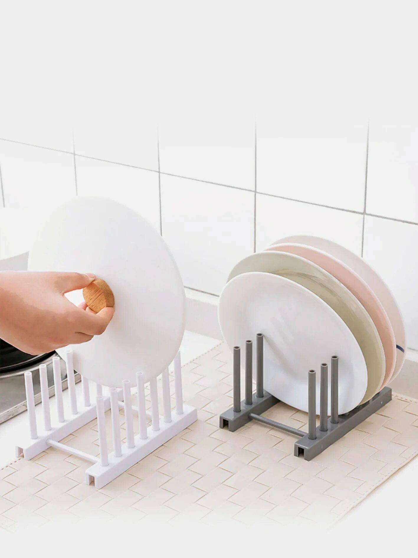 Деревянная подставка под тарелки. Стойка для тарелок. Подставка для тарелок дерево. Держатель для тарелок деревянный. Подставка для тарелок.