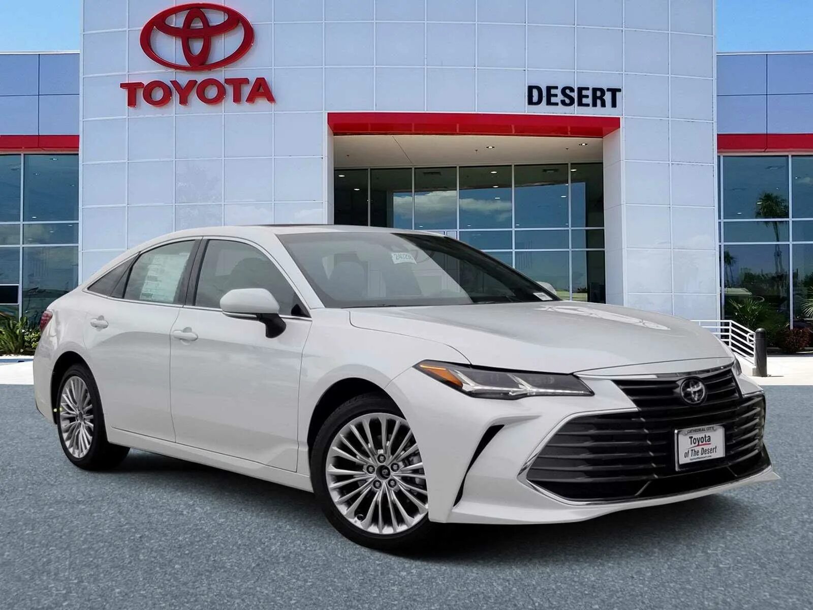 Тойота авалон сколько. Toyota Avalon 2020. Toyota Avalon Limited 2020. Toyota Avalon Hybrid 2020. Тойота Авалон 2018.