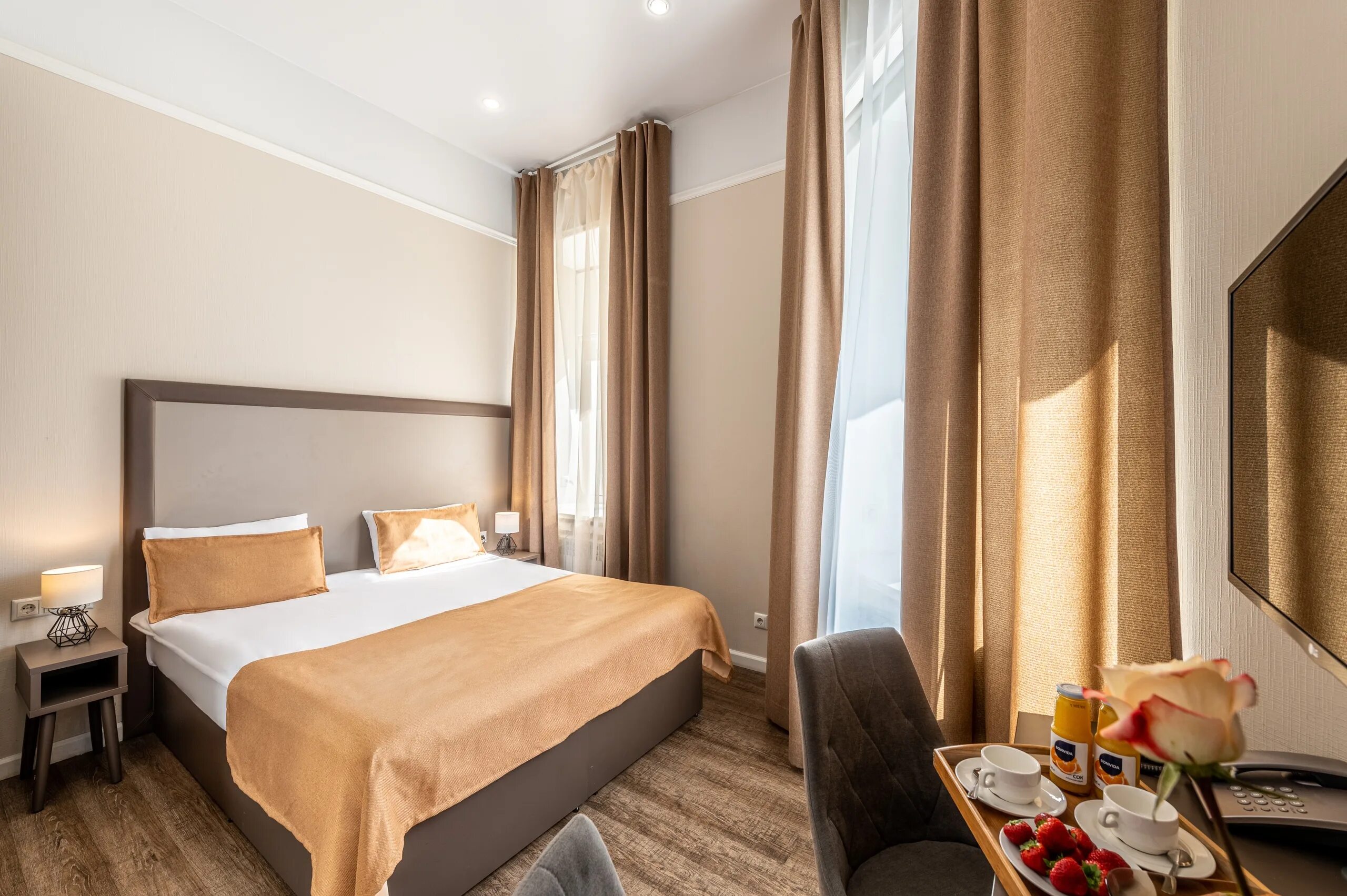 Коринтия отель санкт-петербург. Lotman boutique hotel. Лотман отель. Лотман бутик отель санкт-петербург. Лотман отель.