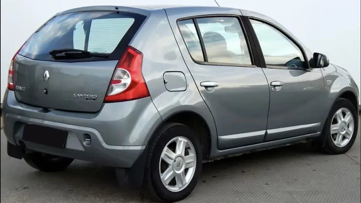 Dacia Sandero Stepway 2016 года выпуска. Фото 29. VERcity