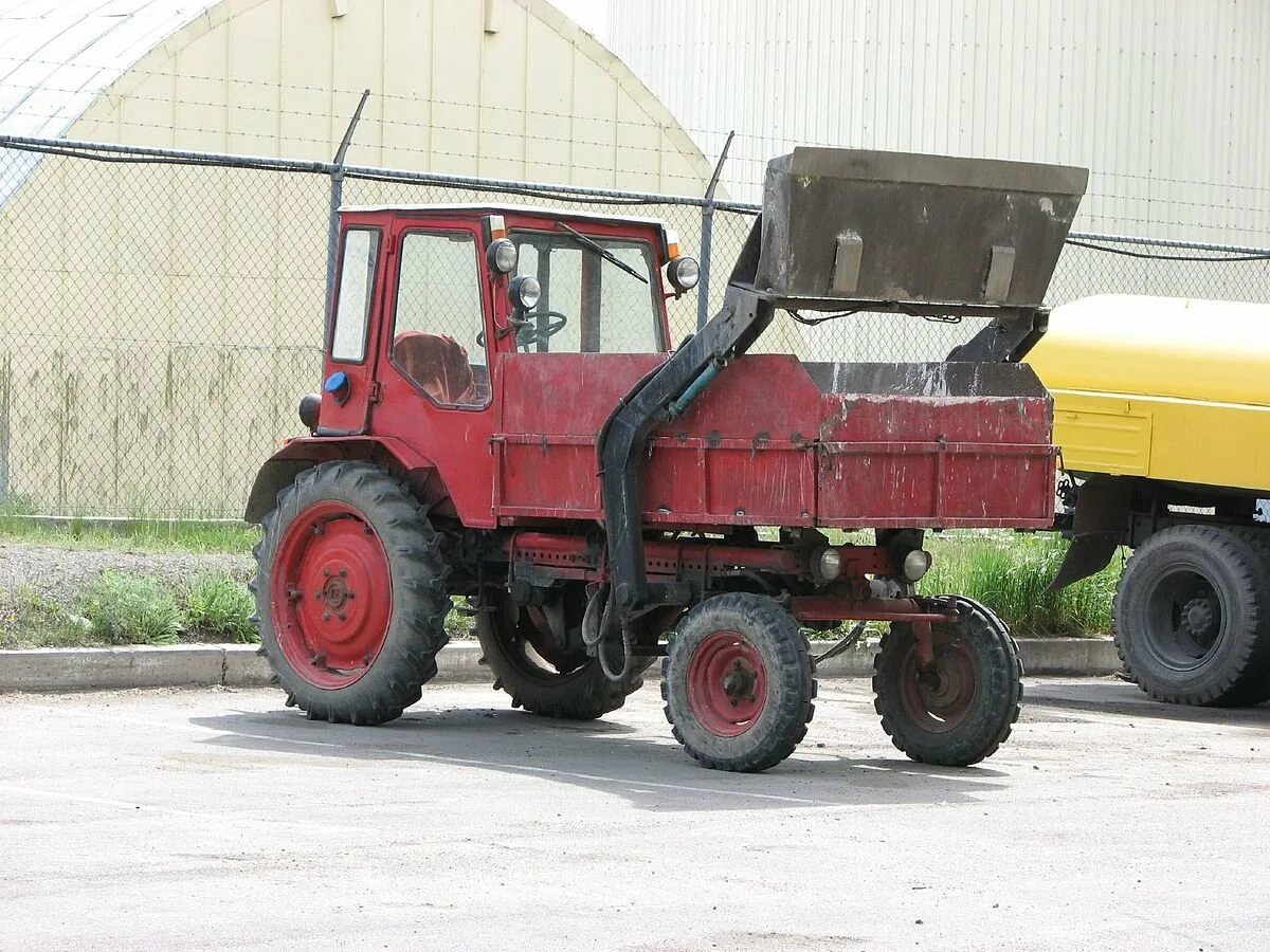Т16 трактор грейдер. Трактор ВТЗ Т-16. T16 трактор Lenkaran. Т-16 трактор новый.