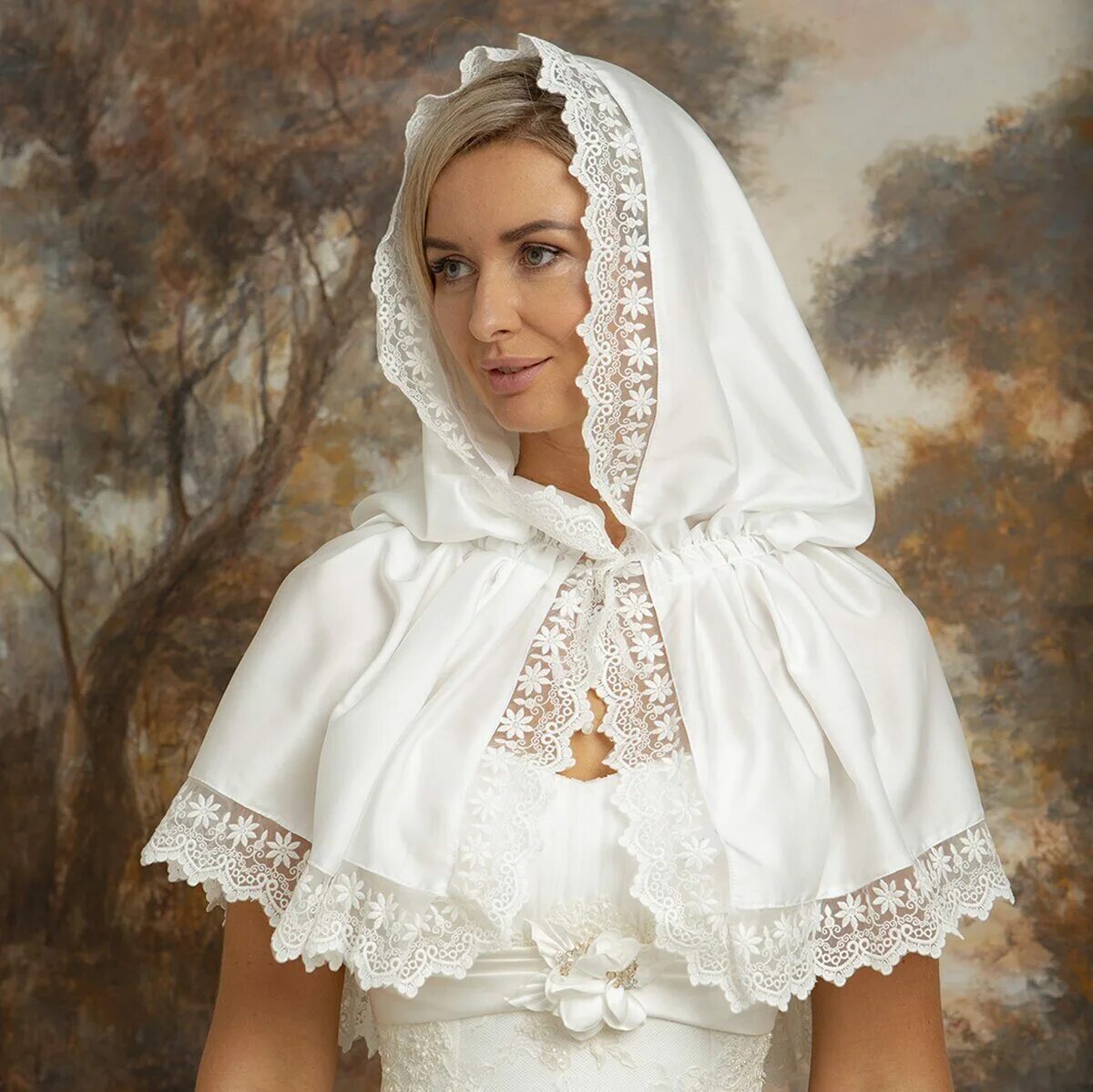 Можно ли в церковь в капюшоне. Платок для венчания в церкви. Венчальное платье. Накидка на голову для венчания. Накидка платок для церкви.