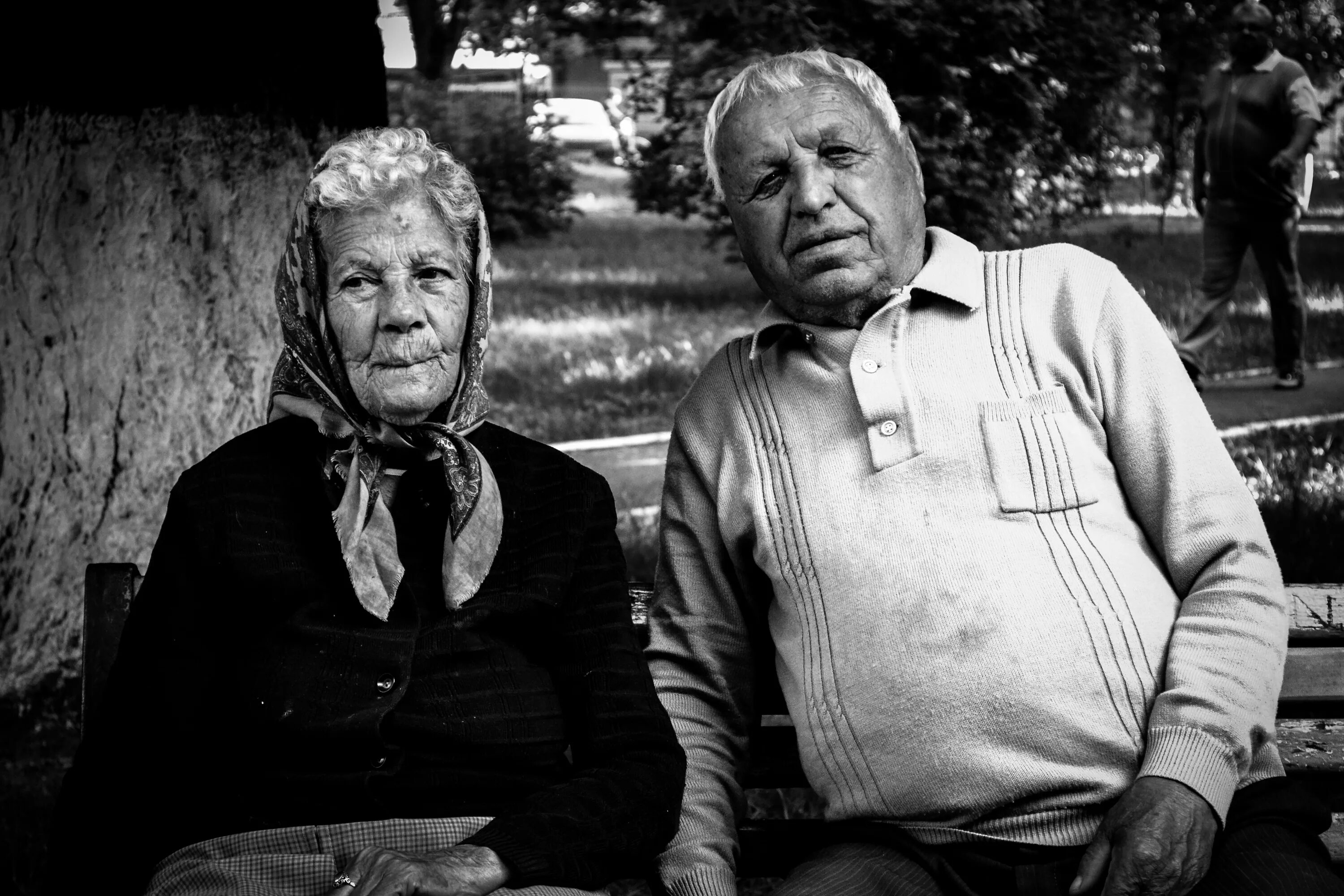 Пожилые люди. Старенькие бабушки и дедушки. Фото старика. Фото пожилых. Русская бабушка измена
