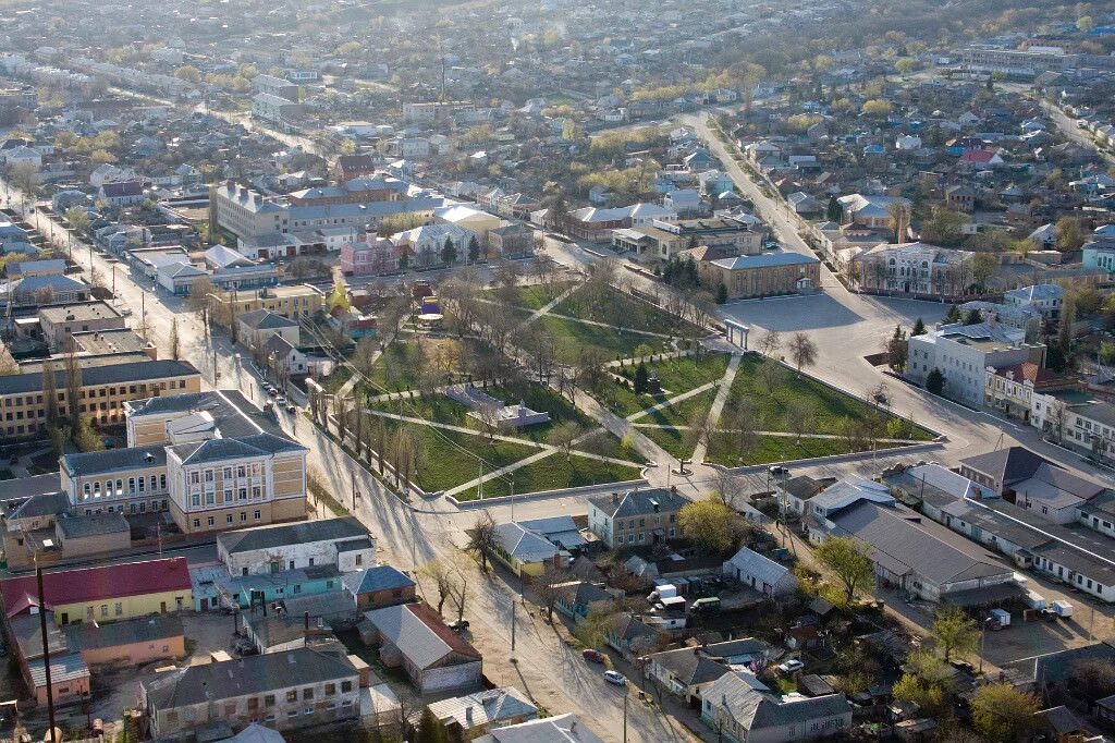 Жд дорога забайкальский край. Памятник валентине терешковой. Площадка штаб тюмень. Край тесно. Центр туризма и краеведения тюмень.