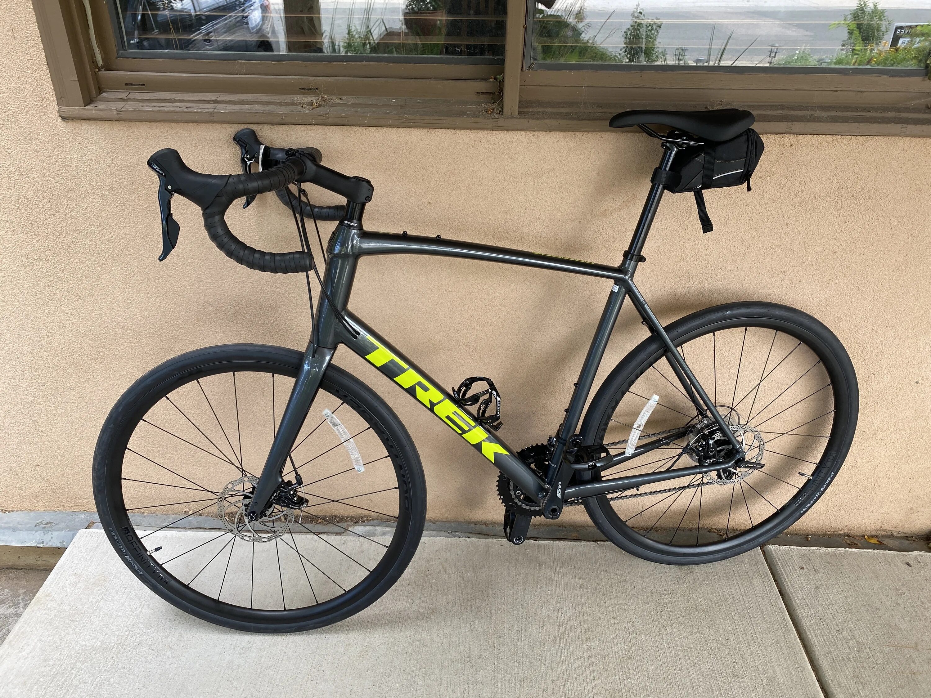 Disk 2025. Trek domane 2025. trek domane al 2025. велосипед trek domane al 3 disc 2025. unit 20 3.2 disc (2025).