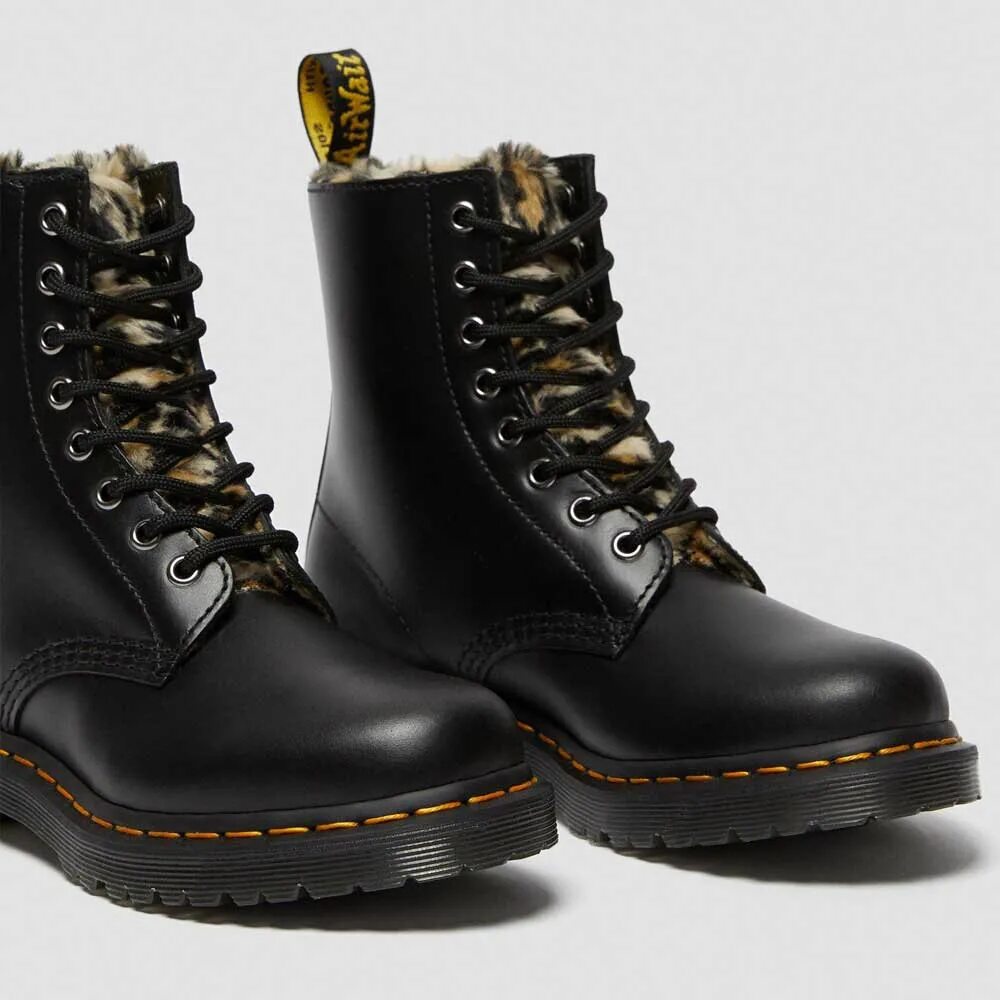 Доктор Мартинс 1460 зимние. Ботинки «Dr Martens» (мартинсы) 1460. Доктор Мартинс ботинки мужские зимние. Ботинки доктор Мартенс. Купить обувь доктору