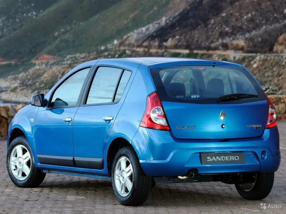 Как выглядит renault. Рено Сандеро. Renault Sandero хэтчбек. Рено Сандеро 1. Сандеро 2009.