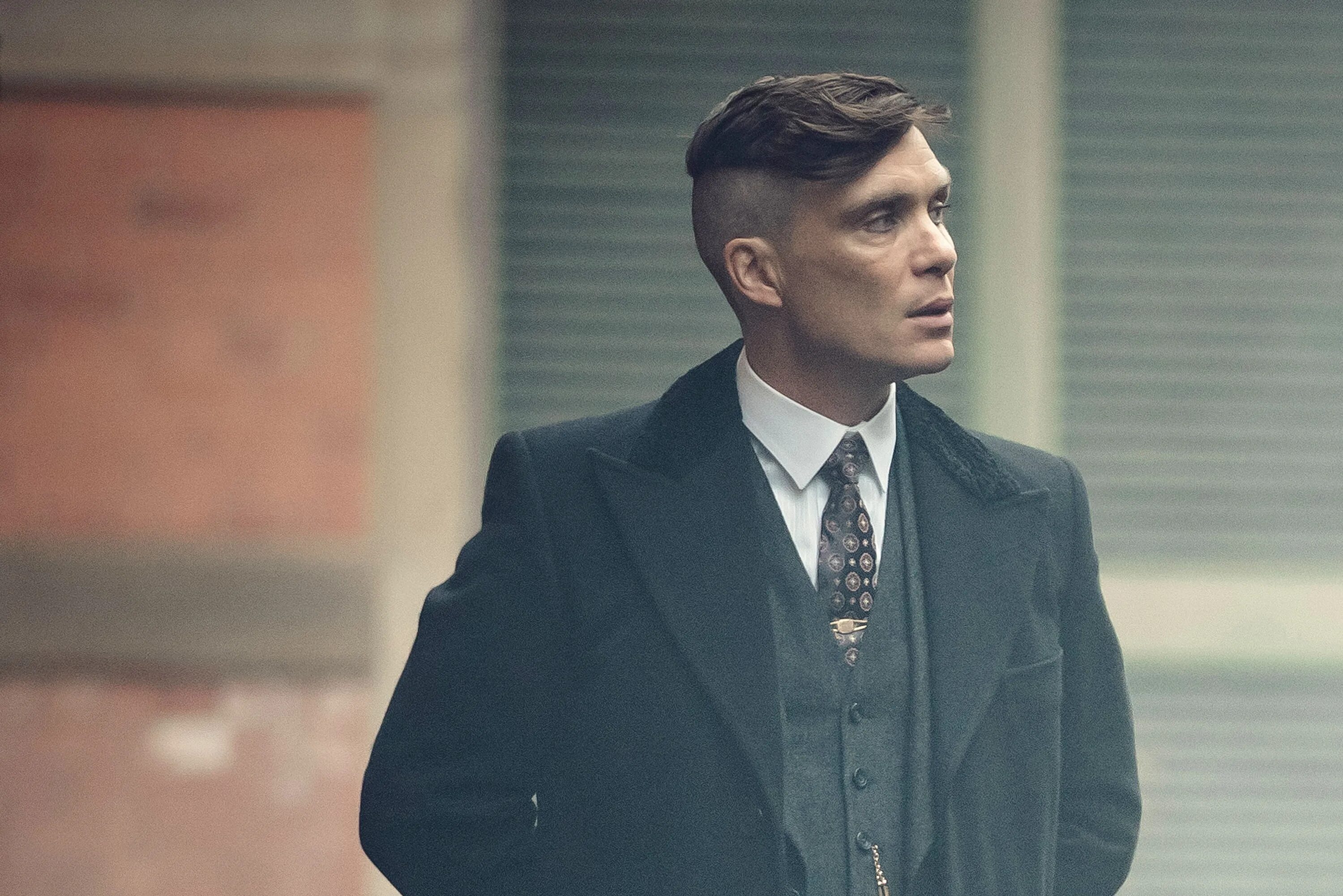 Острые козырьки главная роль. Киллиан мерфи peaky blinders. киллиан мёрфи острые козырьки. киллиан мерфи шелби.