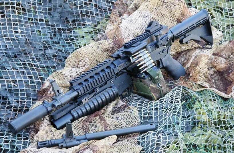 Ares 1 16. Ares Shrike 5.56. Ручной пулемет ares "Shrike". Арес Шрайк пулемет. Винтовка НАТО м16.