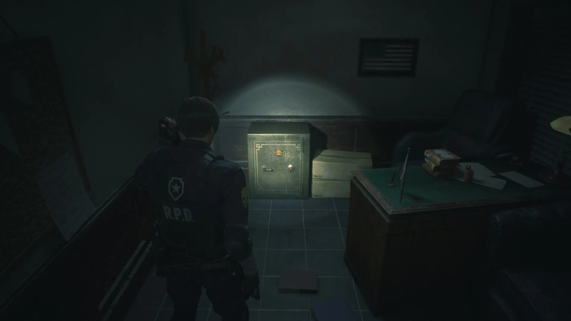 Код в западном офисе resident evil 2. Переносной сейф resident evil 2 remake. сейф резидент ивел 2 ремейк. сейв в резидент ивл 2 ремейу. резидент эвил 2 комбинация от сейфов.