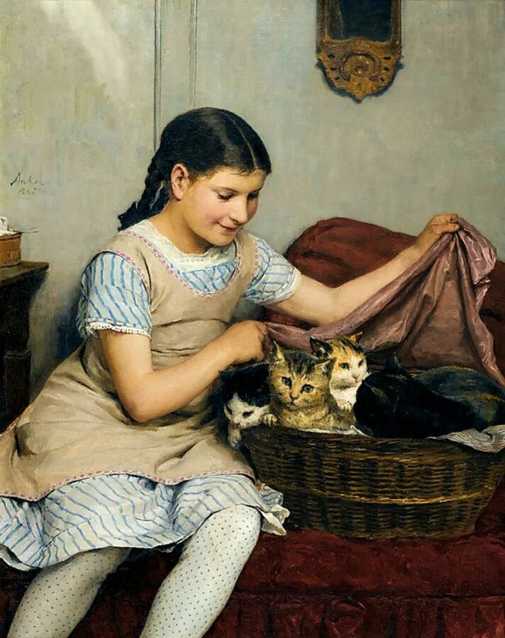 Женщина кормит кошек