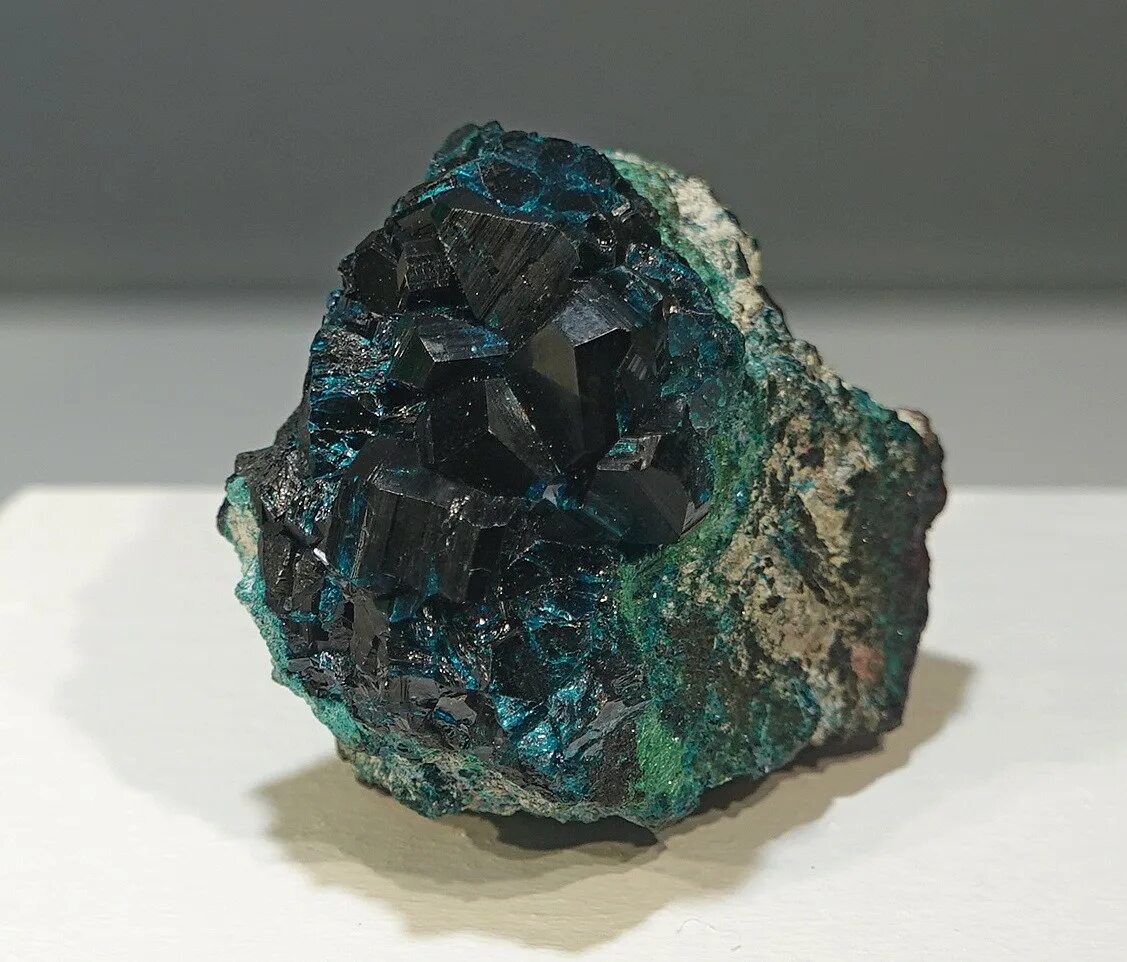 минерал 6 букв ответ. минерал 6 букв ответ. минерал 6 букв ответ. кристальный аметист с халцедоном. диатомит минерал.