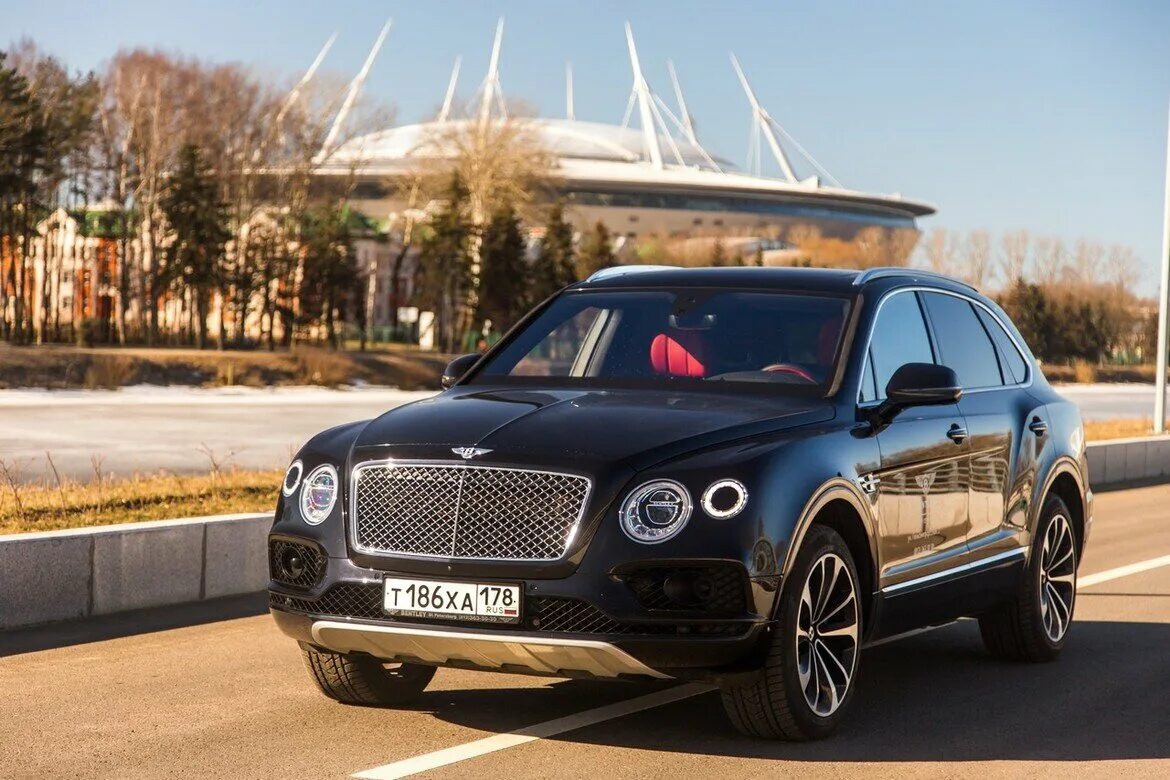 Бентли бентайго. Внедорожник bentley bentayga. джип бентли bentayga. bentley bentayga 2025. бентли бентайга 2025.
