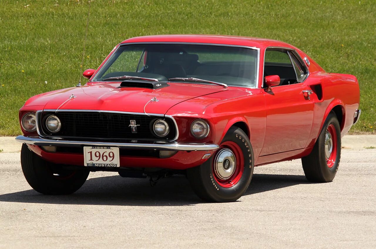 Форд мустанг 1. Ford mustang 1969 года. Форд мустанг 1 поколения. Ford мустанг 1969. Форд мустанг годы выпуска.