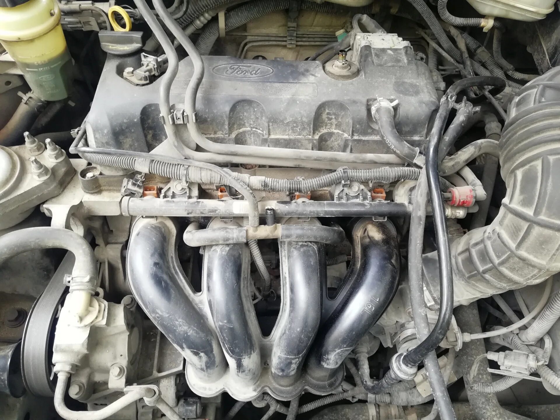 Замена топливной рампы Ford Focus 3