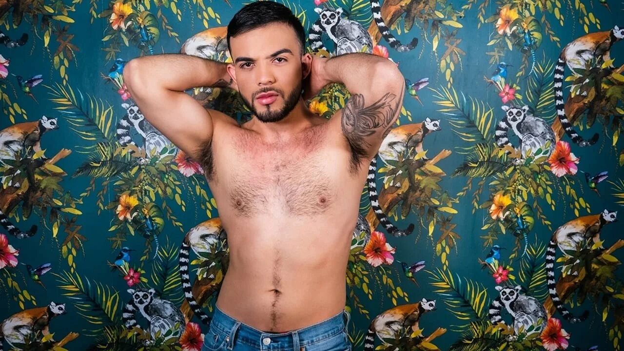 Эндрю райдингс ориентация. Nick jonas jerking off. He jerks. Jerk обложка. Анджело godshack.