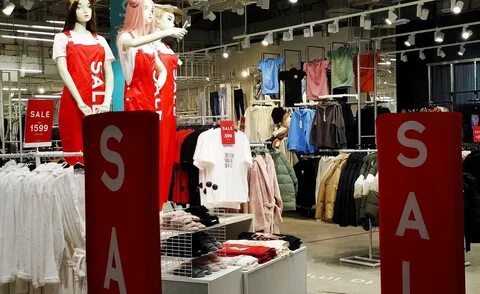Магазины распродаж одежды в москве