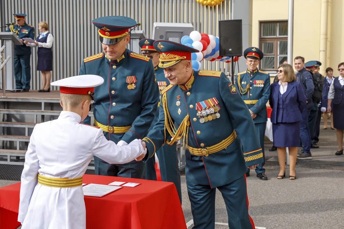 Военные праздники 2024 года. Уссурийское СВУ выпуск 2008. Первый торжественный ритуал посвящения в суворовцы в ПСВУ..