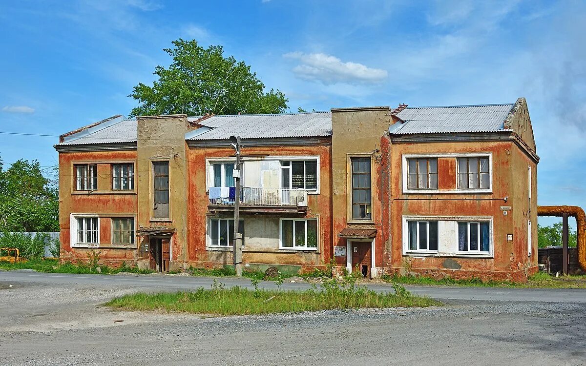 Улицы города красноуральск. Красноуральск улица дзержинского. красноуральск свердловская область. красноуральск достопримечательности. город красноуральск комбинат.