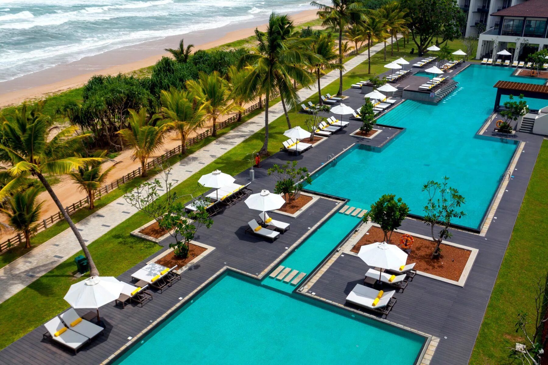 Centara Ceysands 5 Шри Ланка. Centara Ceysands Resort Spa 4. Шри Ланка отель центара Бентота. Centara Ceysands Resort & Spa Sri Lanka 5*. Centara ceysands resort spa шри ланка