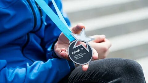 На олимпиаде 400 участников разместили