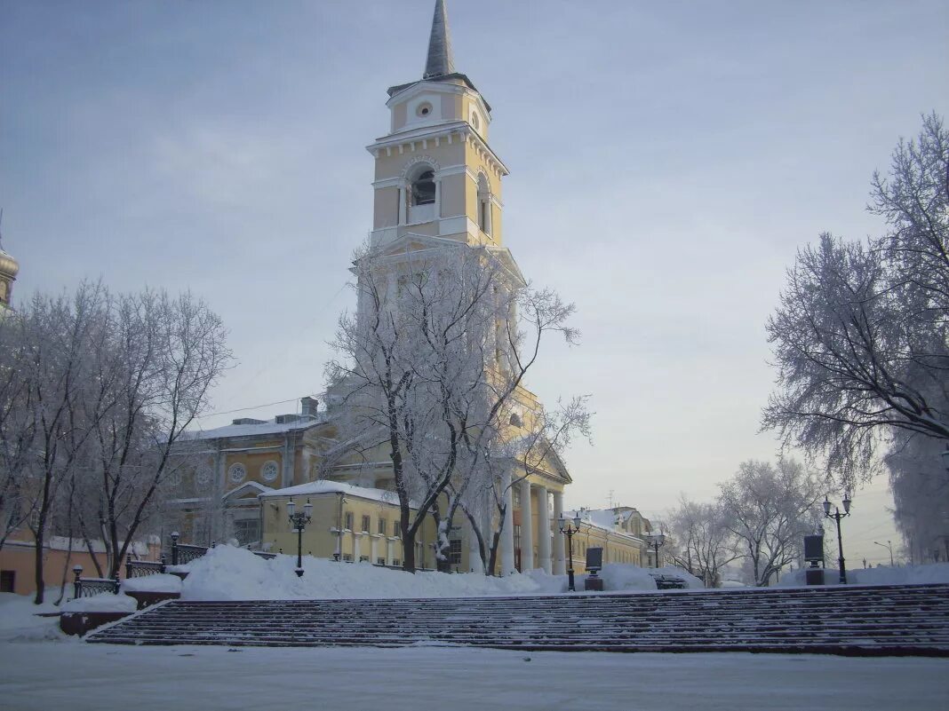 Пермская галерея зимой. Соборная площадь пермь. Пермь достопримечательности зимой. Зимняя набережная пермь. Город пермь.