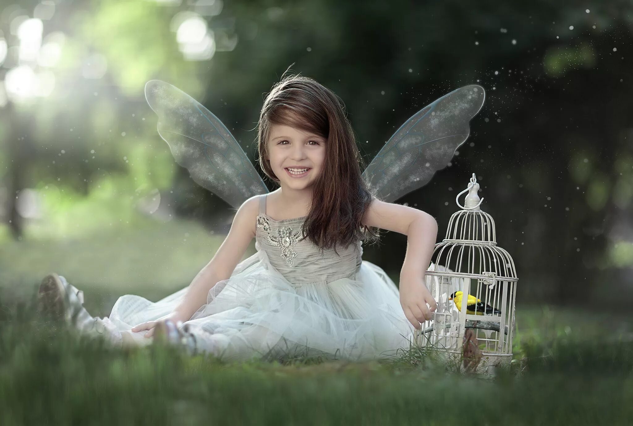 Littleangelin tlgrm. Грустный ангел. Your little angel. Маленький ребенок в костюме ангела. Your little angel.