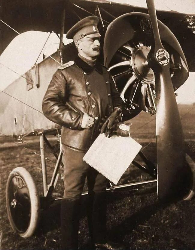 Русский авиатор совершивший мертвую петлю. Ткачев летчик первая мировая.