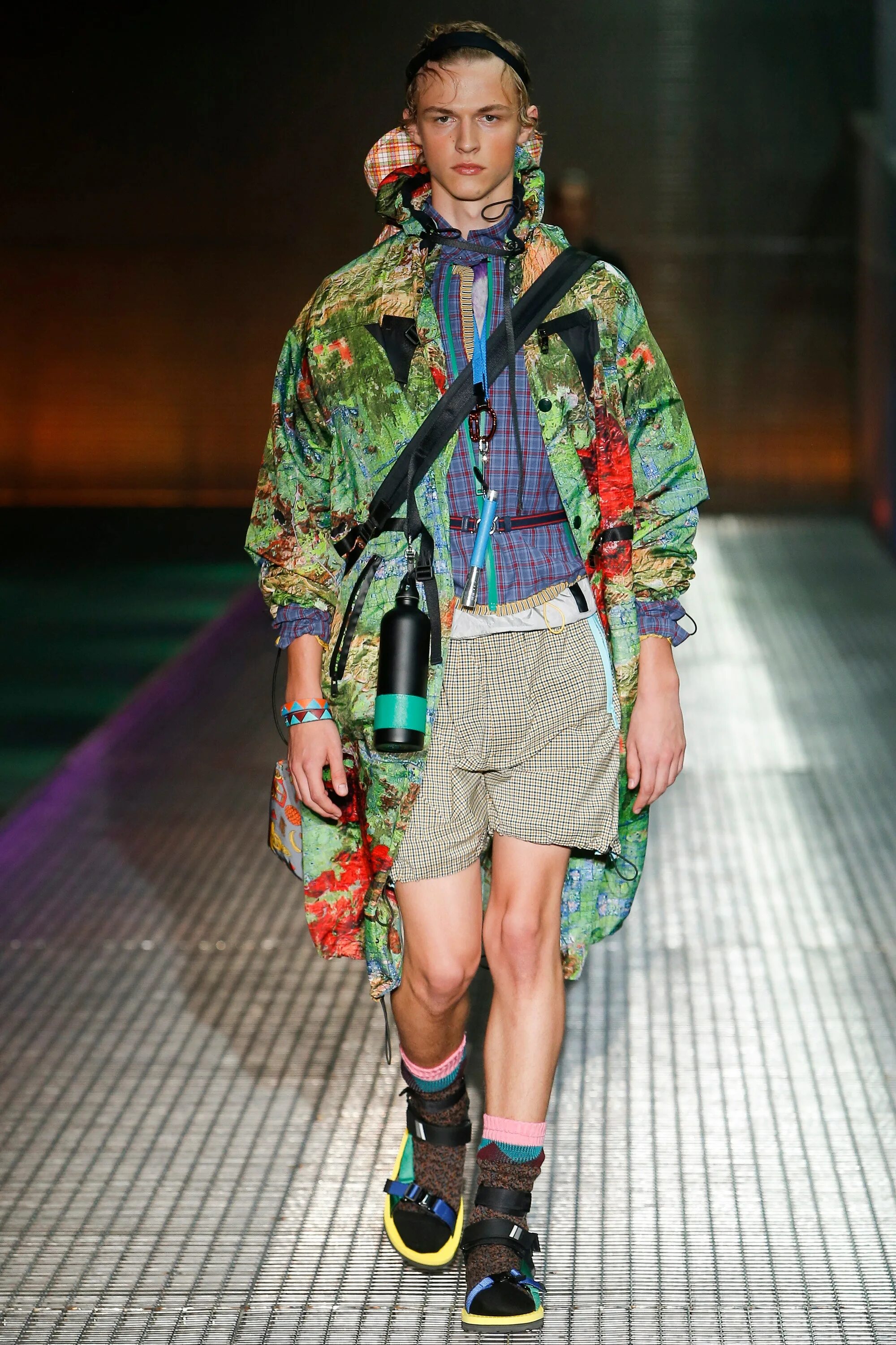 Gorpcore одежда. Прада мужская коллекция 2017. gorpcore style. prada ss17 men. prada ss17 men shirt.