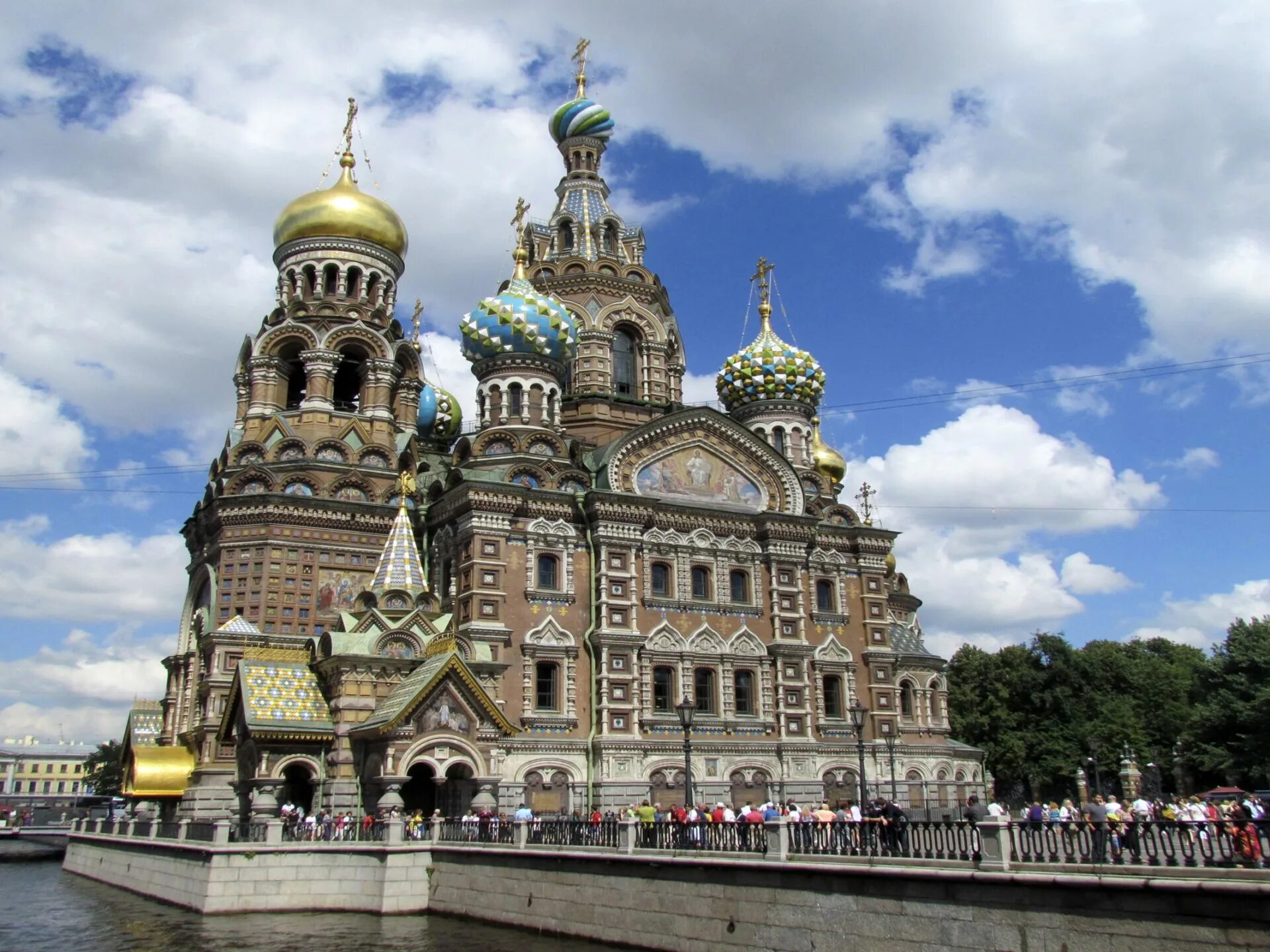 В петербурге есть кремль