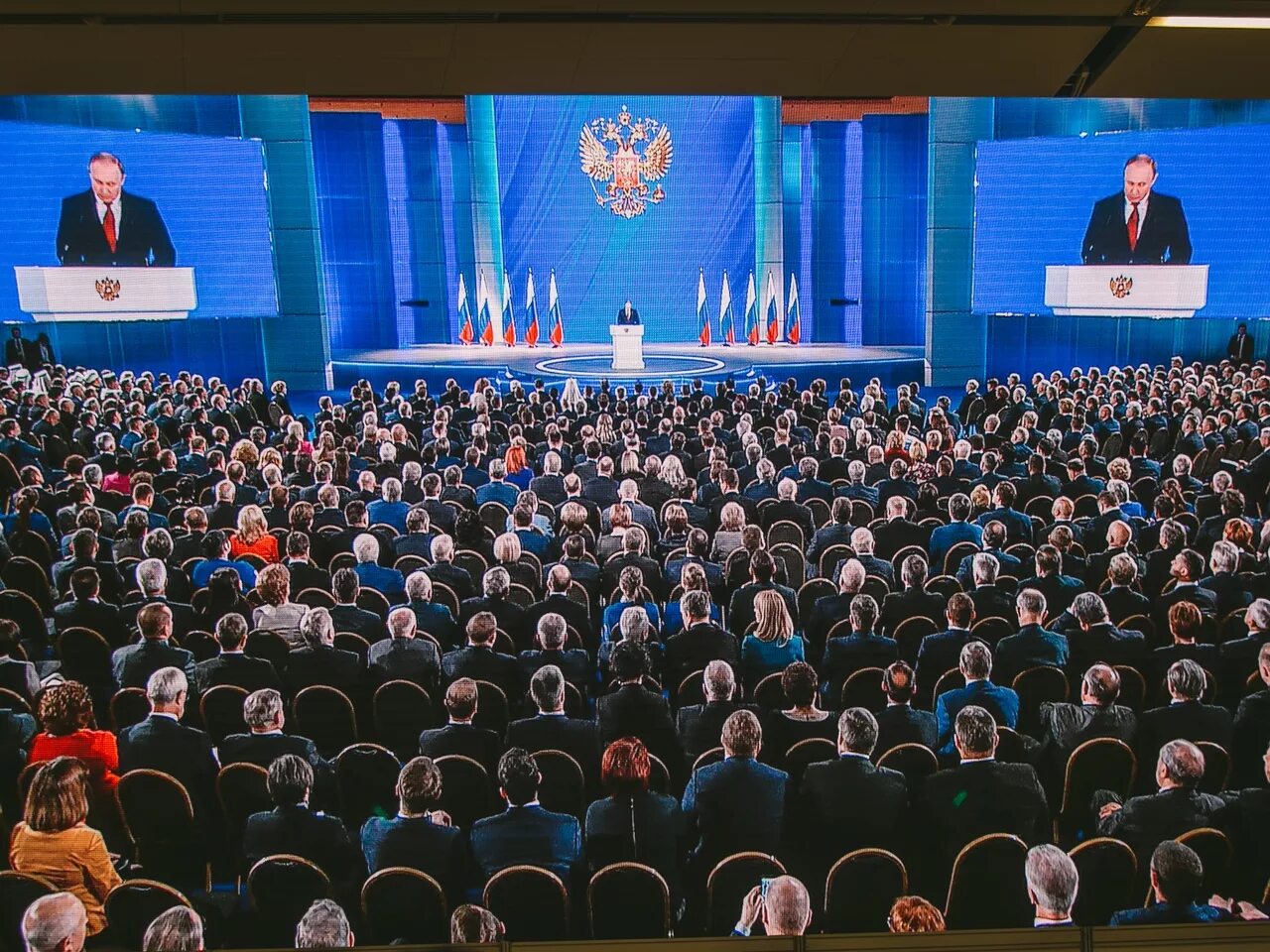 Послание федеральному собранию сколько длится по времени. Послание президента Федеральному собранию 2020. Послание президента Федеральному собранию 2019. Послание президента РФ Федеральному собранию 2024. Послание президента Федеральному собранию на 2023.