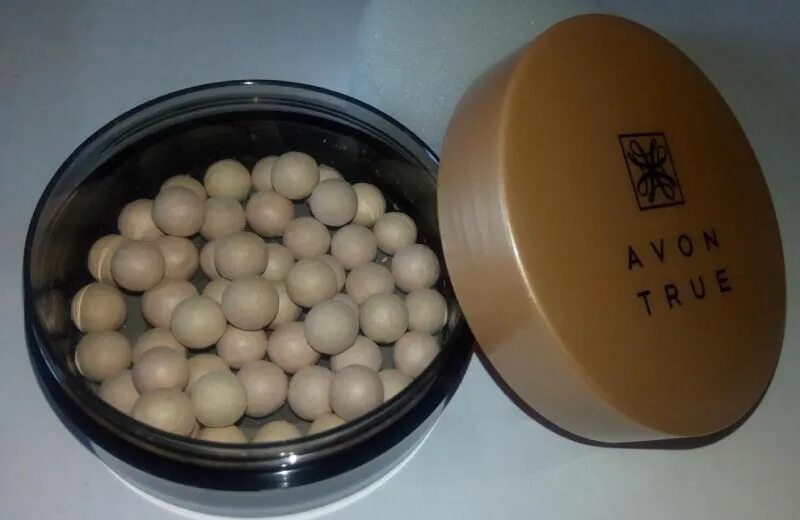 Тон пудры лореаль infaillible. L'oreal пудра infaillible палитра. Кристалл декор пудра-основа. Пудра шариковая эйвон. Пудра в шариках.